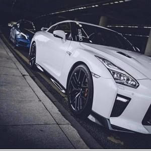 Meet your Posher, Moises